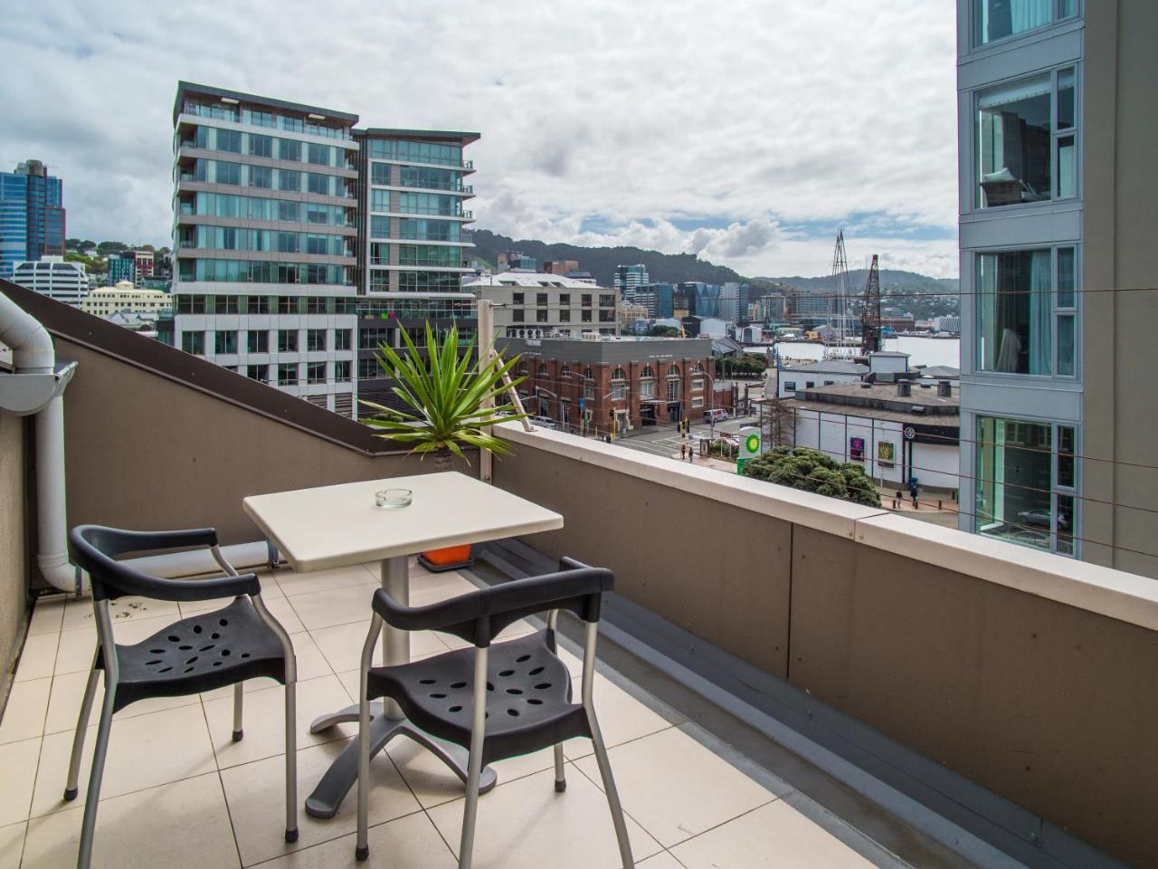 U Residence Hotel Wellington Dış mekan fotoğraf